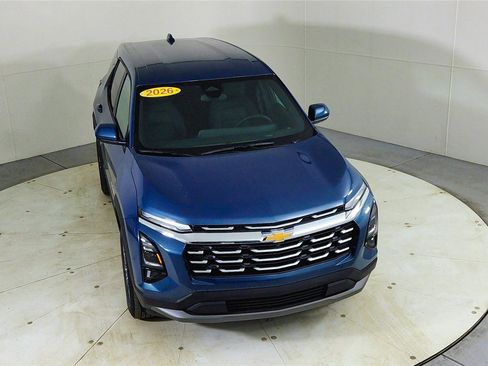 Used 2026 Chevrolet Equinox LT image 14