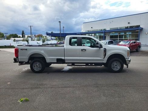 New 2026 Ford F250 XL w/ XL Chrome Package image 8