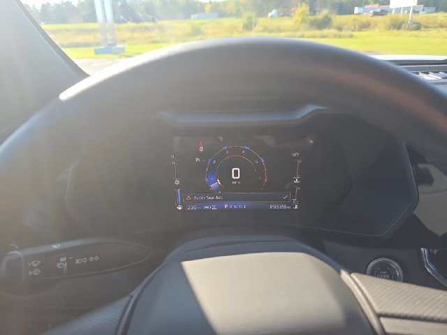 Used 2023 Chevrolet Colorado Trail Boss AWD/4WD image 18