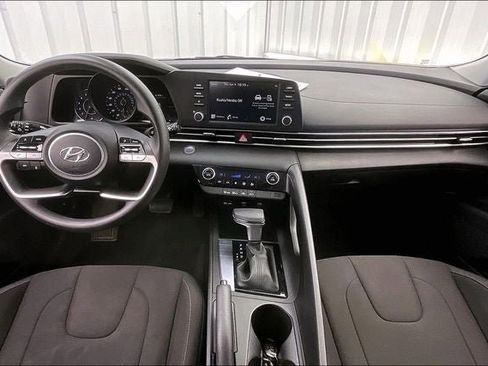 Certified 2023 Hyundai Elantra SEL FWD image 14