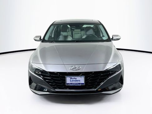 Used 2023 Hyundai Elantra Limited FWD image 2