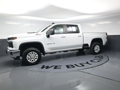 Certified 2024 Chevrolet Silverado 2500 LT image 6