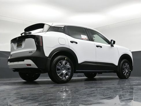 New 2026 Nissan Kicks S image 27