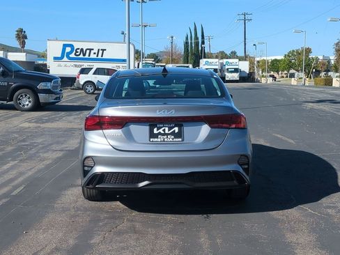 Certified 2024 Kia Forte LXS w/ LXS Technology Package image 7