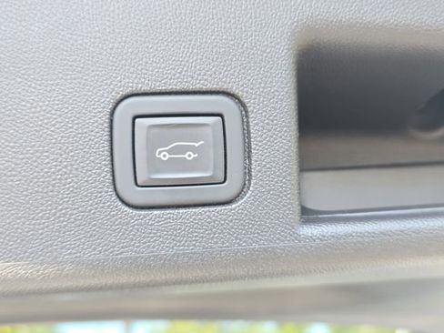 Used 2024 Chevrolet Equinox RS image 13