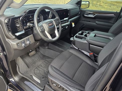 Used 2025 GMC Sierra 1500 Elevation w/ LPO, Elevation Black Package image 25