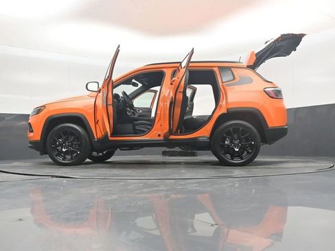 New 2026 Jeep Compass Latitude image 53