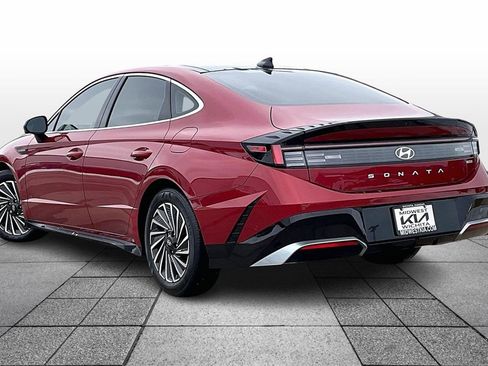 Used 2025 Hyundai Sonata Limited image 12