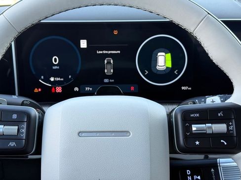 Used 2024 Hyundai Santa Fe Calligraphy image 19