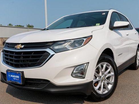 Used 2019 Chevrolet Equinox LT w/ Sun & Navigation Package AWD/4WD image 1