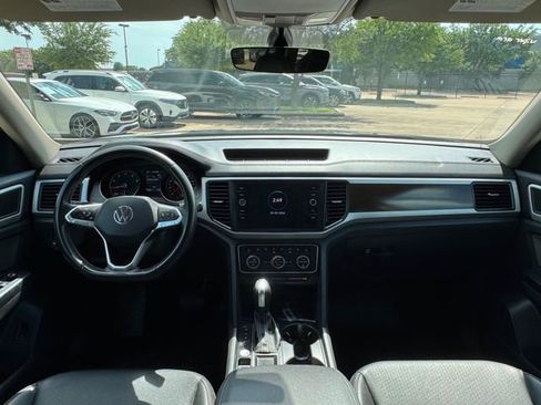 Used 2021 Volkswagen Atlas SE FWD image 8