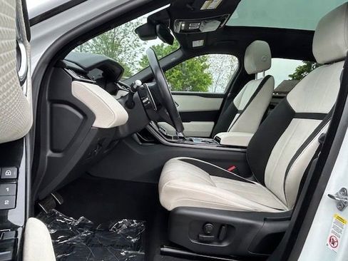 Used 2022 Land Rover Range Rover Velar R-Dynamic S AWD/4WD image 10