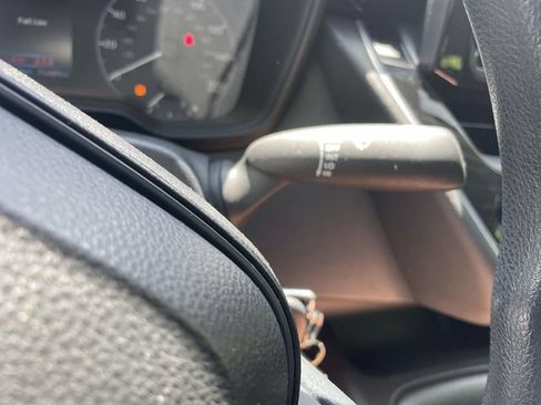 Used 2023 Toyota Corolla LE FWD image 18