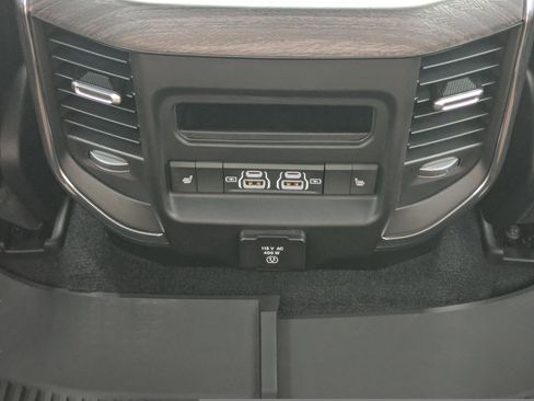 Used 2026 RAM 1500 Laramie w/ Night Edition image 14