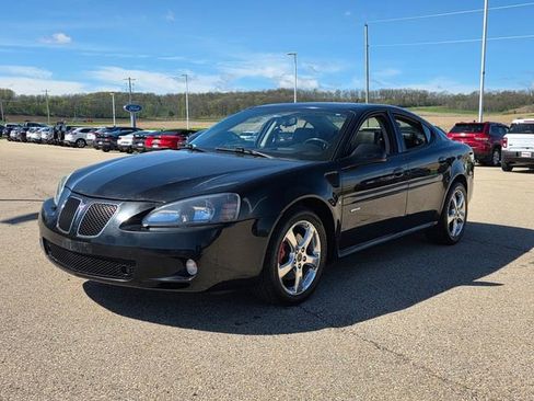 Used 2007 Pontiac Grand Prix GXP w/ Sun And Sound Package FWD image 6