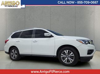 Used 2019 Nissan Pathfinder SV FWD video 1