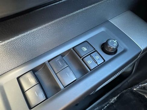 Used 2025 Toyota Tundra SR5 image 31