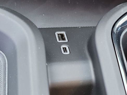 New 2026 GMC Sierra 2500 AT4 w/ AT4 Premium Plus Package image 19