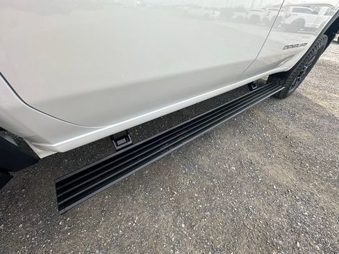 Used 2025 GMC Sierra 2500 Denali Ultimate image 22