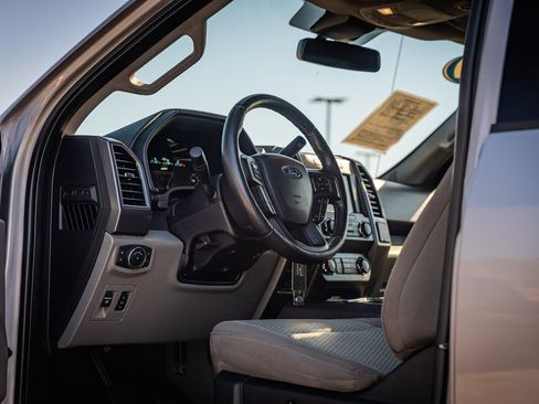 Certified 2019 Ford F150 XLT w/ Equipment Group 302A Luxury image 20