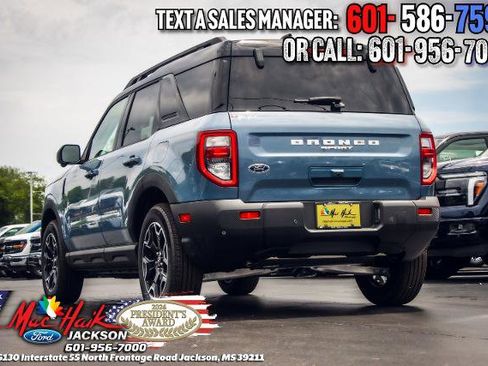 New 2026 Ford Bronco Sport Outer Banks w/ Outer Banks Tech Package+ AWD/4WD image 4