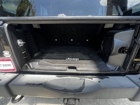 Used 2013 Jeep Wrangler Unlimited Sport AWD/4WD image 14