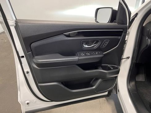 Used 2023 Honda Pilot EX-L image 24