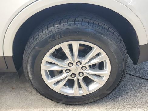 Certified 2023 Cadillac XT5 Luxury image 7