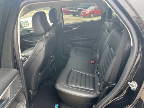 Certified 2024 Ford Edge SEL w/ Convenience Package AWD/4WD image 16