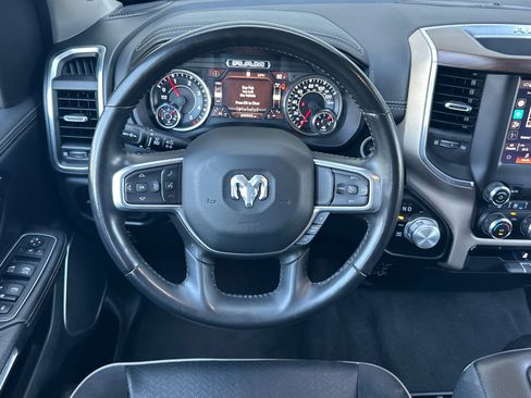 Used 2022 RAM 1500 Laramie AWD/4WD image 14