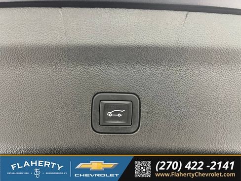 Used 2026 Chevrolet Suburban LT w/ Comfort Package AWD/4WD image 22