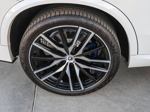 Used 2022 BMW X5 M50i AWD/4WD image 13