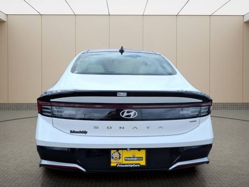New 2026 Hyundai Sonata SEL FWD image 8