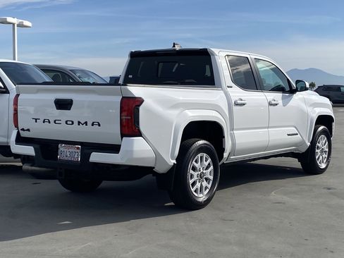 Certified 2024 Toyota Tacoma SR5 image 3