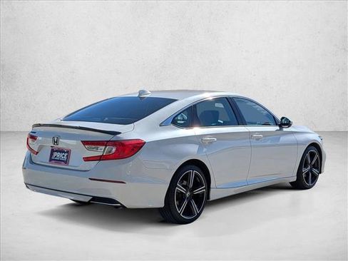 Used 2020 Honda Accord LX image 5