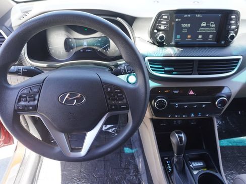 Used 2021 Hyundai Tucson Value w/ Winter Weather Package FWD image 18