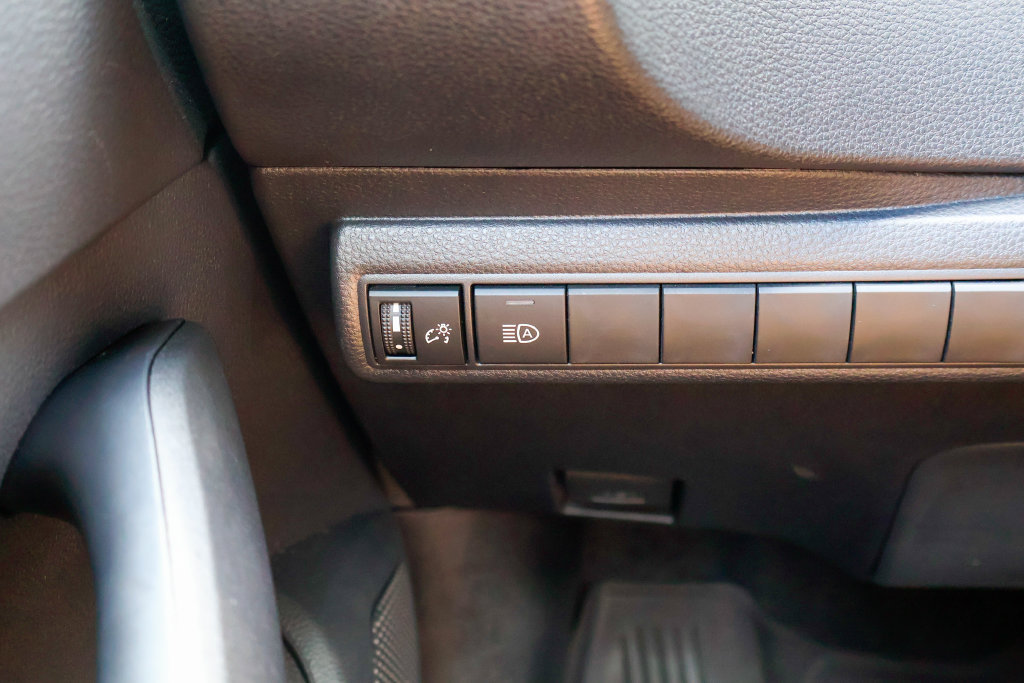 Used 2026 Toyota Corolla LE FWD image 19