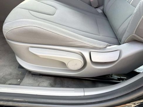 Certified 2023 Hyundai Elantra SEL w/ Convenience Package FWD image 16
