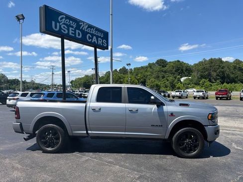Used 2022 RAM 2500 Limited AWD/4WD image 2