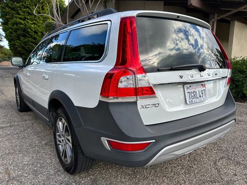 Used 2014 Volvo XC70 3.2 FWD image 20