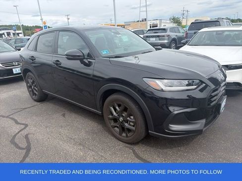 Used 2024 Honda HR-V Sport image 1