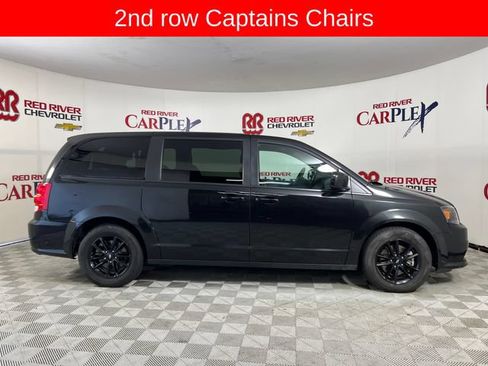 Used 2019 Dodge Grand Caravan GT w/ Safety Sphere Group FWD image 10