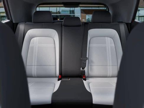 New 2026 Hyundai Venue SEL image 31