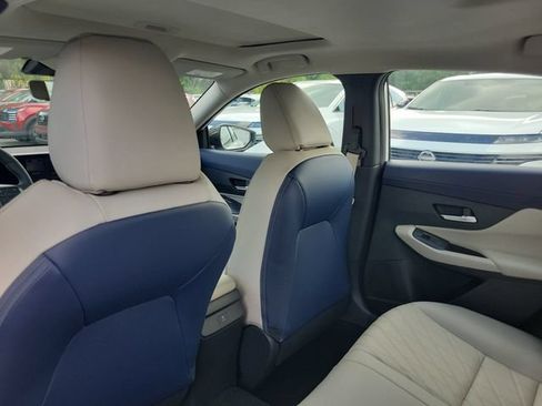 New 2026 Nissan Sentra SL w/ Floor Mat Package FWD image 24