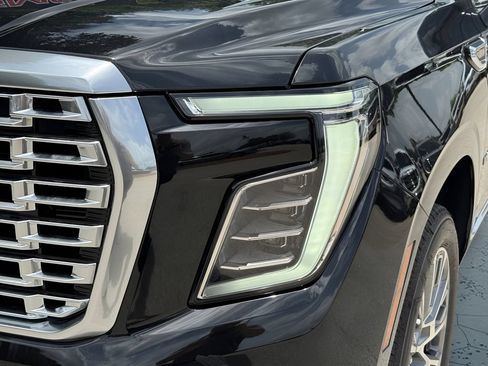 New 2026 GMC Yukon Denali w/ Sun & Power Step Package AWD/4WD image 3