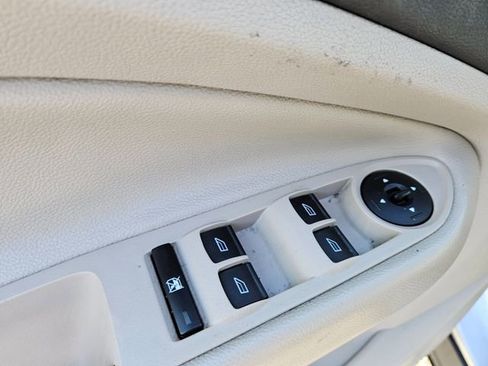 Used 2013 Ford Escape SE image 15