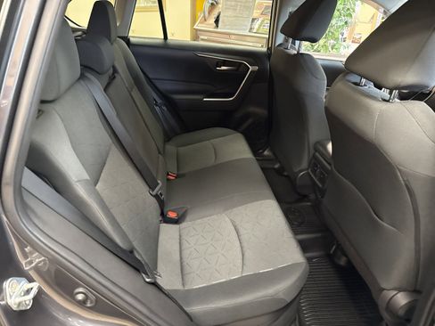 Used 2022 Toyota RAV4 XLE w/ XLE Grade Weather Package image 19