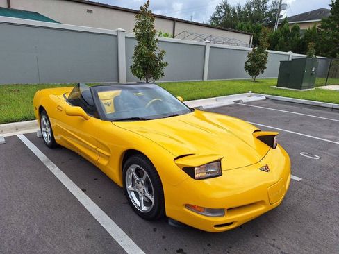 Used 2001 Chevrolet Corvette Convertible w/ Preferred Equipment Group2 RWD image 7