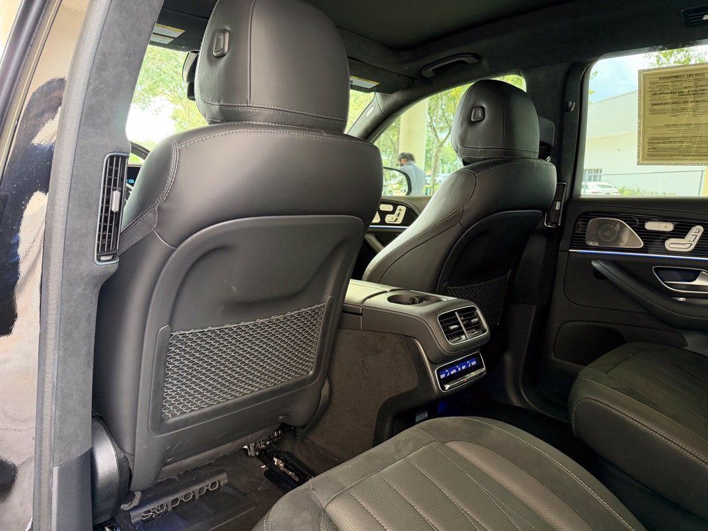 Used 2024 Mercedes-Benz GLS 63 AMG 4MATIC image 41