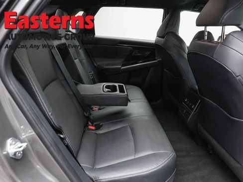 Used 2023 Subaru Solterra AWD image 23